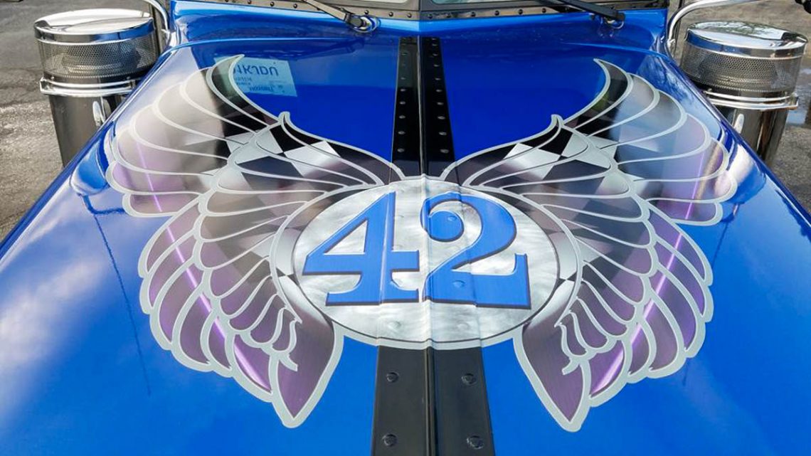 Race wraps
